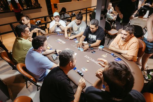 Master Online Poker: Proven Strategies for Digital Success